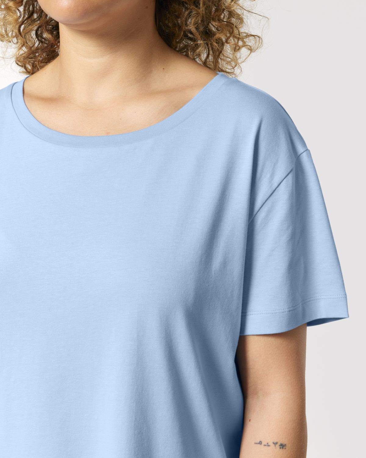 ICONIC BIO MID-LIGHT SCOOP-NECK-T-SHIRT, LADIES